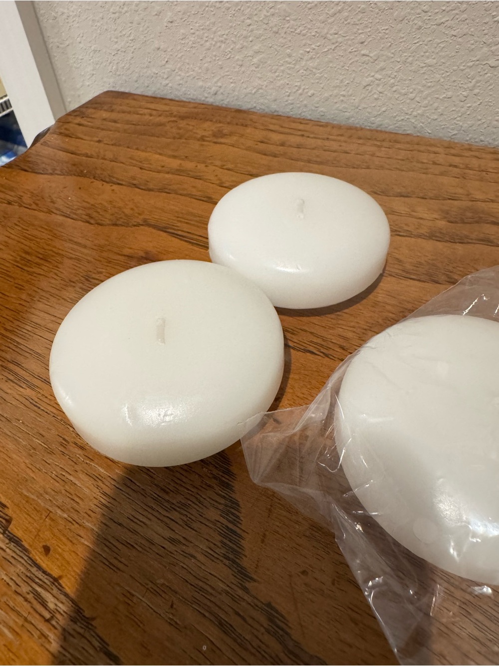 New Set of 25 White Floating Tealight Candles - Unscented Party Candles